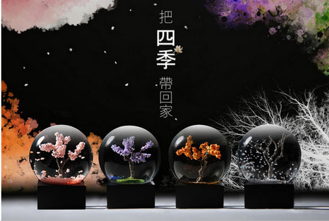 Mini Four Seasons Crystal Ball